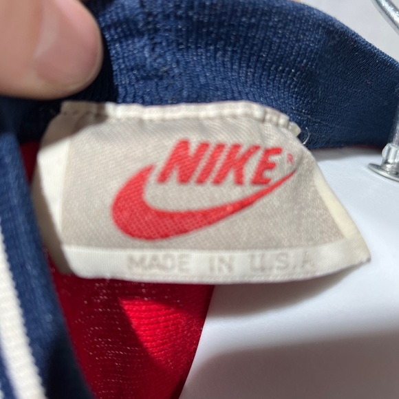 Vintage 80s - Early 90s Nike Sweatshirt/Sweater, Excellent Condition, No Flaws - Picture 4 of 4